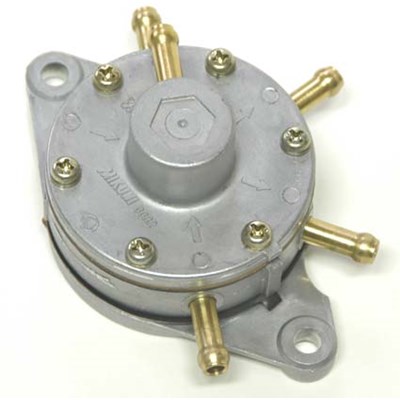 Mikuni Polttoainepumppu Triple
