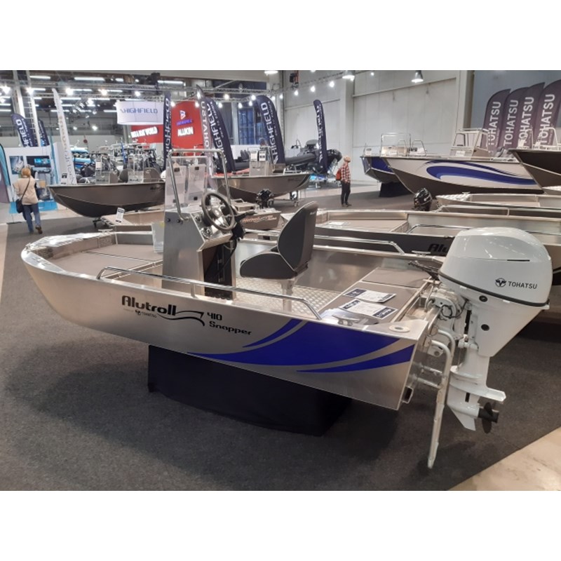 Alutroll 410 Snapper Pro CCF alumiinivene + Tohatsu MFS30DETL perämoottori