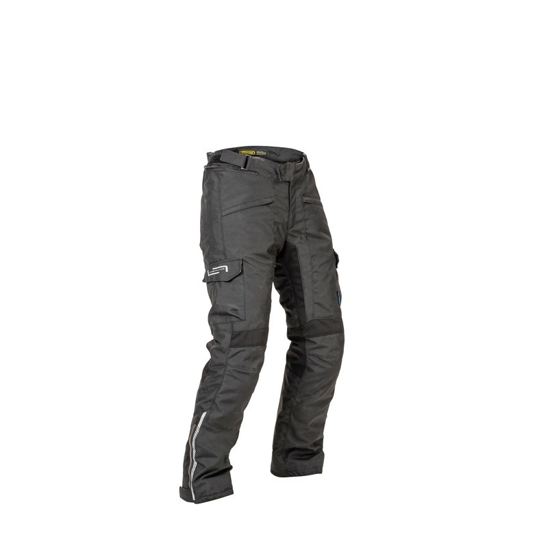 Lindstrands Tekstiilihousu Borgvik Pants Musta lyhyt ja leveä D112