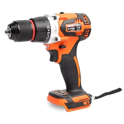 Robota DC-D18V akkuporakone 13mm istukalla, ei sis. akkua ja laturia