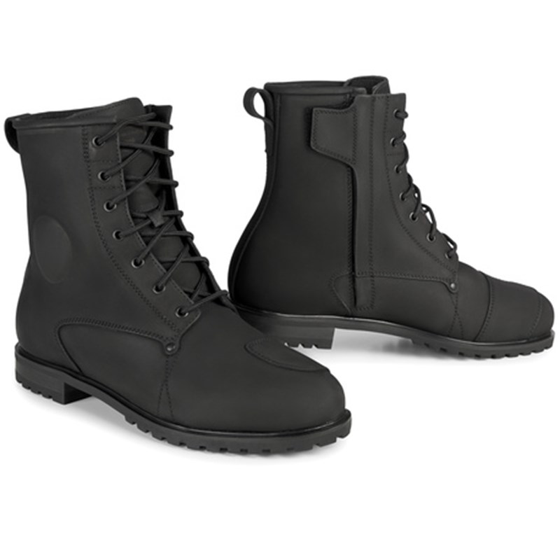 Lindstrands Ajosaapas Urban Combat Musta 41