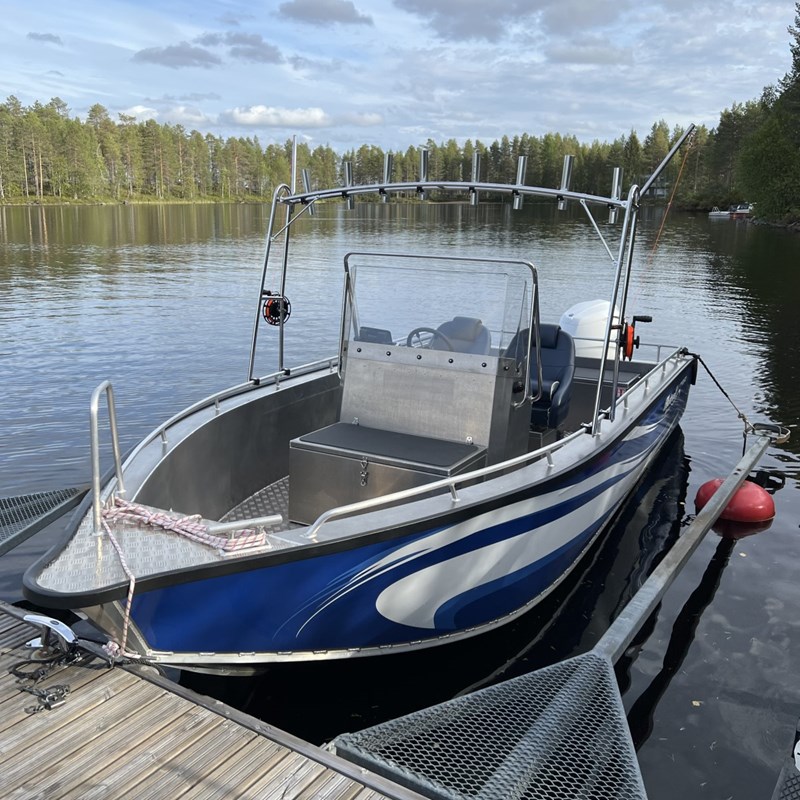 Alutroll 605CC alumiinivene + Tohatsu MFS 140A hv perämottori