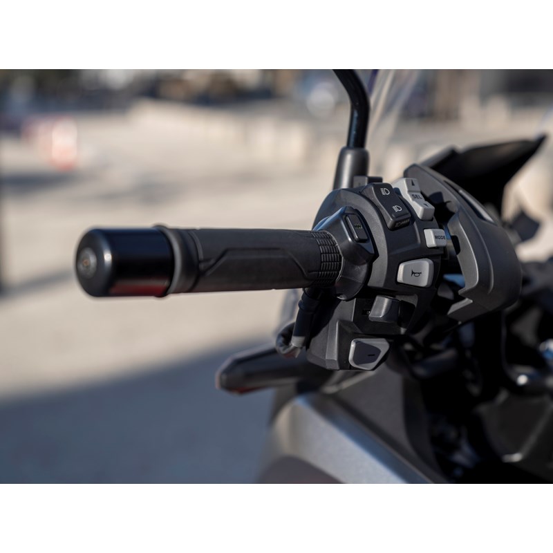 Honda, NC750X Lämmitettävät Kahvat